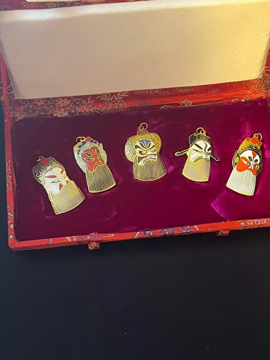 Jewelry - 🎭Rare Vintage Enamel & Brass Chinese Opera Mask Pendant Set – Orig Brocade Box